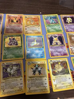 Pokemon Card Lot Base, Fossil, Jungle, Rocket, Base 2, Vintage HP-poor 60 Holos - Image 5