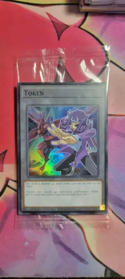 Token: Shark & Number 32: Shark Drake TKN5-EN020 Supreme Darkness Sealed - Image 1