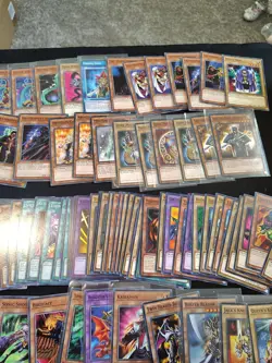 Yu-Gi-Oh Bulk Blues Eyes Dark Magician Girl Red Eyes 175+ Card Lot - Image 3