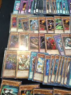 Yu-Gi-Oh Bulk Blues Eyes Dark Magician Girl Red Eyes 175+ Card Lot - Image 5