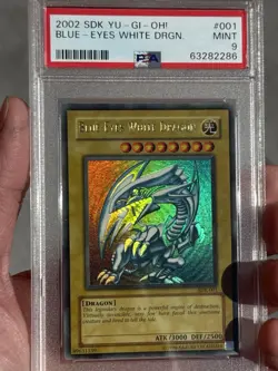 Blue-Eyes White Dragon SDK-001 Starter Kaiba Edition PSA 9 RAISED NAME SHIFT - Image 1