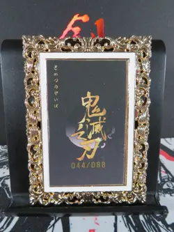 Mitsuri Kanroji Serial 044/088 Diamond Card Demon Slayer Thick Metal Gold - Image 4