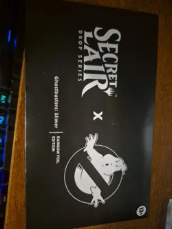 MTG Secret Lair x Ghostbusters: Slimer - Rainbow Foil - Image 1