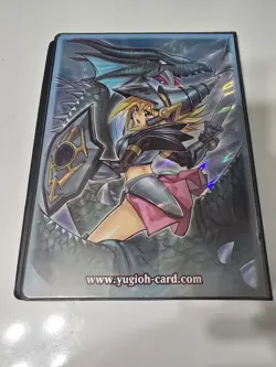 Yugioh Dark magician Girl The Dragon Knight 9 Pocket Portfolio/Binder - Image 3