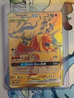 Pokemon TCG Reshiram & Charizard GX SM247 Sun & Moon Promo Card NM MISCUT ERROR - Image 1