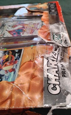Pokemon Trading Card Game: Charizard ex Premium Collection-box Damage-read* 820650873232 - Image 5