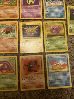 Pokemon Vintage Fossil Lot (17 Cards) - Image 4