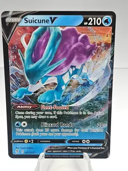 Suicune V 031/203 Evolving Skies Holo Ultra Rare Pokemon Card TCG English - Image 1