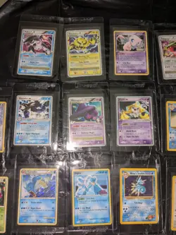 RARE LOT OF 26 POKEMON CARDS. HEAVY USE. WONT GRADE HIGH. RARE CARDS. BEST OFFER - Image 4