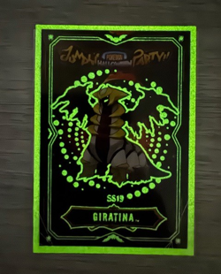 POKEMON JUMPING HALLOWEEN PARTY CARDS * GIRATINA * GLOW IN THE DARK - Image 2