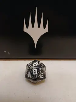 Lorwyn Spindown Life Counter D20 Dice MTG Magic the Gathering Black - Image 1