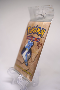 21.44g Pokemon WOTC Fossil Unlimited Booster Pack Vintage Sealed TCG Lapras - Image 4