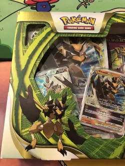 Pokemon TCG - Kleavor VSTAR Premium Collection- Fusion, Brilliant, and Astral 820650851254 - Image 2