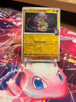 PokemonKarte Team Rockets Larvitar 094/182 Reverse Holo Deutsch - Image 1