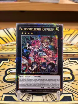 Yugioh Fallenstellerin Rafflesia RA02-DE034 Quarter Century Secret Rare - Image 1