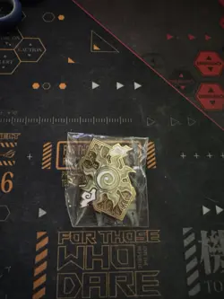 Magic Con Exclusive Mana Pin 2025 Plains - Image 1