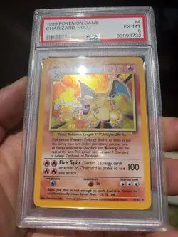 Pokemon TCG Charizard Base Set 4/102 Holo Unlimited Holo Rare - Image 3