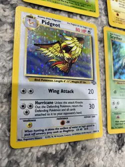 Pokemon Lot Of 28 - Jungle - Wotc With Pidgeot Holo And Scyther Holo - Image 3