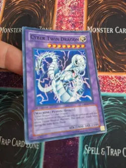Yugioh Cyber Twin Dragon CRV-EN035 Super Rare 1st Edition Near Mint - Image 2