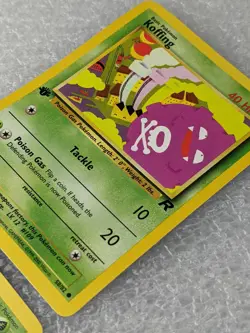 2 Pokemon Cards Non-Holo Dark Weezing & 1st Edition Team Rocket Koffing English - Image 5