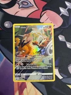 Galarian Zapdos SWSH283 SWSH: Sword & Shield Promo Card Holo - Image 1