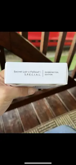 Secret Lair Drop: Secret Lair x Fallout: S.P.E.C.I.A.L. (Non-Foil Edition) - Image 5