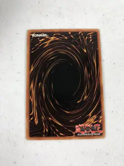 Yu-Gi-Oh! Dark Magician SDY-006 - ULTRA RARE HOLO - LP - Image 2