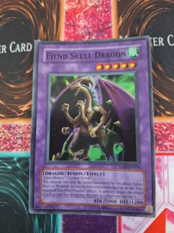 Yugioh Fiend Skull Dragon LOD-EN039 Super Rare OG Unlimited Moderately Played - Image 1