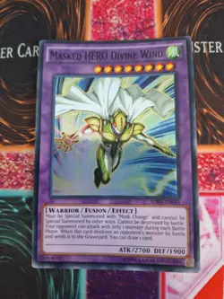 Yugioh Elemental Hero Divine Wind SDHS-EN043 Super Rare Unlimited Near Mint - Image 1