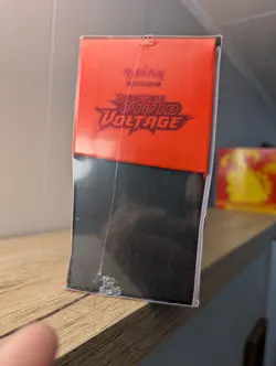 Pokemon Vivid Voltage ETB Elite Trainer Box, Sealed 820650807688 - Image 3