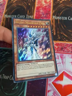 Yugioh Silent Magician LV8 YGLD-ENC04 Ultra Rare 1st Edition Near Mint - Image 2