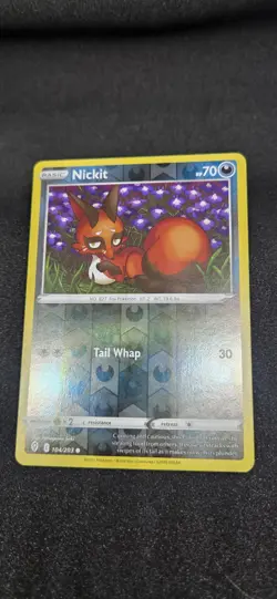 Nickit 104/203 - Reverse Holo - Pokemon Evolving Skies - Mint Pack Fresh NM - Image 1
