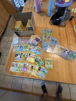 Old Pokemon Card Binder Lot Base Set Charizards, 1st Editions, 750 + Cards - Image 1