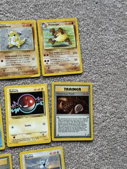 Pokemon Cards LEGENDARY COLLECTION uncommons/commons vintage WOTC bundle - Image 5