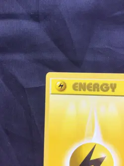 Pokemon Cards: Base Set 1st Edition Common: Lightning Energy 100/102 - Image 2
