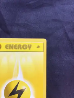 Pokemon Cards: Base Set 1st Edition Common: Lightning Energy 100/102 - Image 3