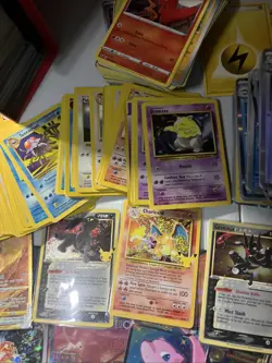 Pokemon Card Lot Holo Bubble Mew NM + Lugia NM + 2500 cards vintage/modern holo - Image 4