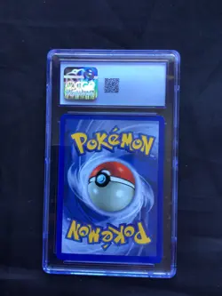 Pokemon Cards: Base Set Rare Holo: Mewtwo 10/102 CGC 8 - Image 4