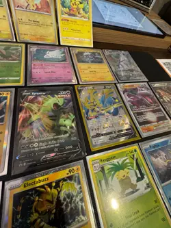 700 Pokemon Cards Lot - ALL Holo / Rare / Star - V, EX, GX, VMAX - [IN SLEEVES] - Image 2