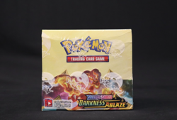 Pokemon TCG : Darkness Ablaze Booster Box [2020] [Brand New!] 1037187595714 - Image 1