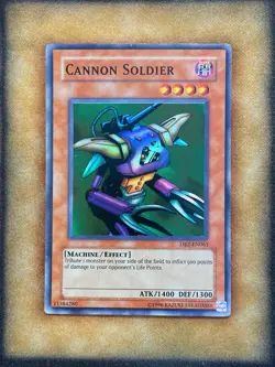 Yugioh Cannon Soldier DB2-EN061 Super Rare LP - Image 1