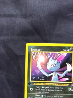 Pokemon Cards: Neo Genesis 1st Edition Rare: Sneasel 25/111 - Image 2