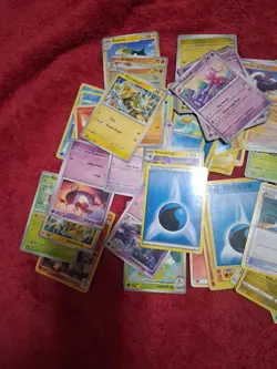 Pokemon 100+ Bulk Pokemon TCG Trading Cards In Perfect Grading Condition - Image 3