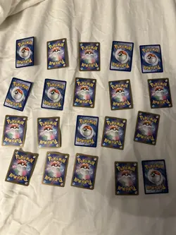 Lot Of 20 POKEMONTCG CARDS - Image 4