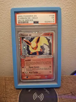 2005 POKEMON EX DELTA SPECIES FLAREON EX-HOLO PSA 5 - Image 1