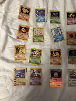 Lot Of 20 POKEMONTCG CARDS - Image 2