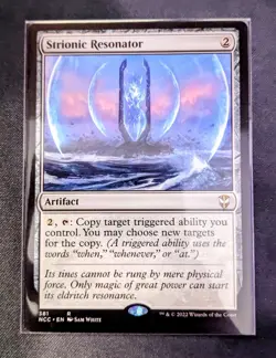 Strionic Resonator Commander: Streets of New Capenna Regular - Image 1