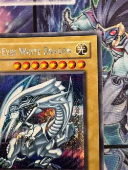 2002 Blue-Eyes White Dragon DDS-001 Secret Rare Holo YuGiOh Card English LP/MP - Image 4