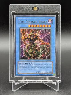 The Masked Beast LON-001 Ultra Rare Labyrinth Of Nightmare 2003 Yu-Gi-Oh! TCG - Image 1