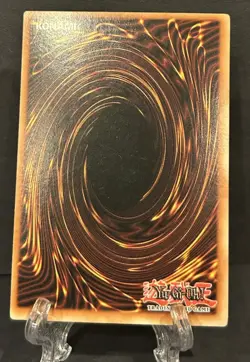 Blue-Eyes White Dragon SDK-001 Ultra Rare Unlimited Yugioh - Image 2